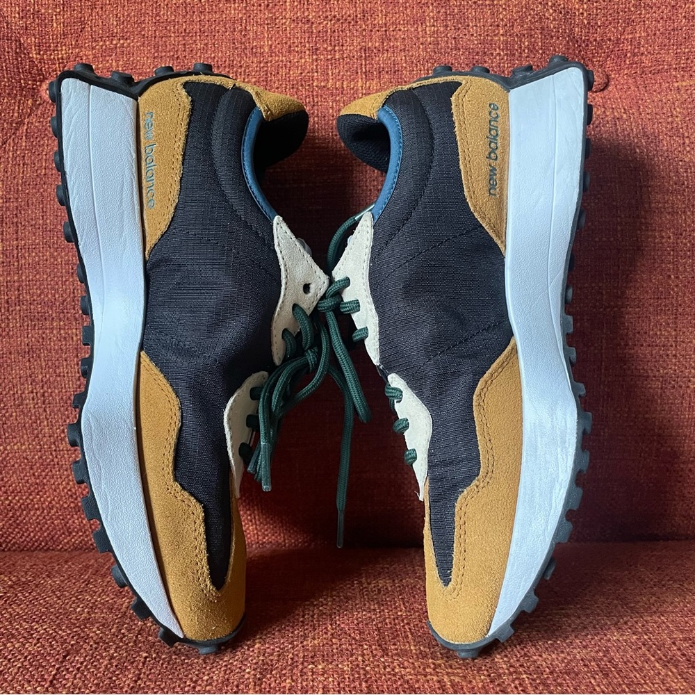 New Balance // 327 Lifestyle Sneaker in Workwear Moonstone Colorway, Sz 7.5 - Picture 7 of 16
